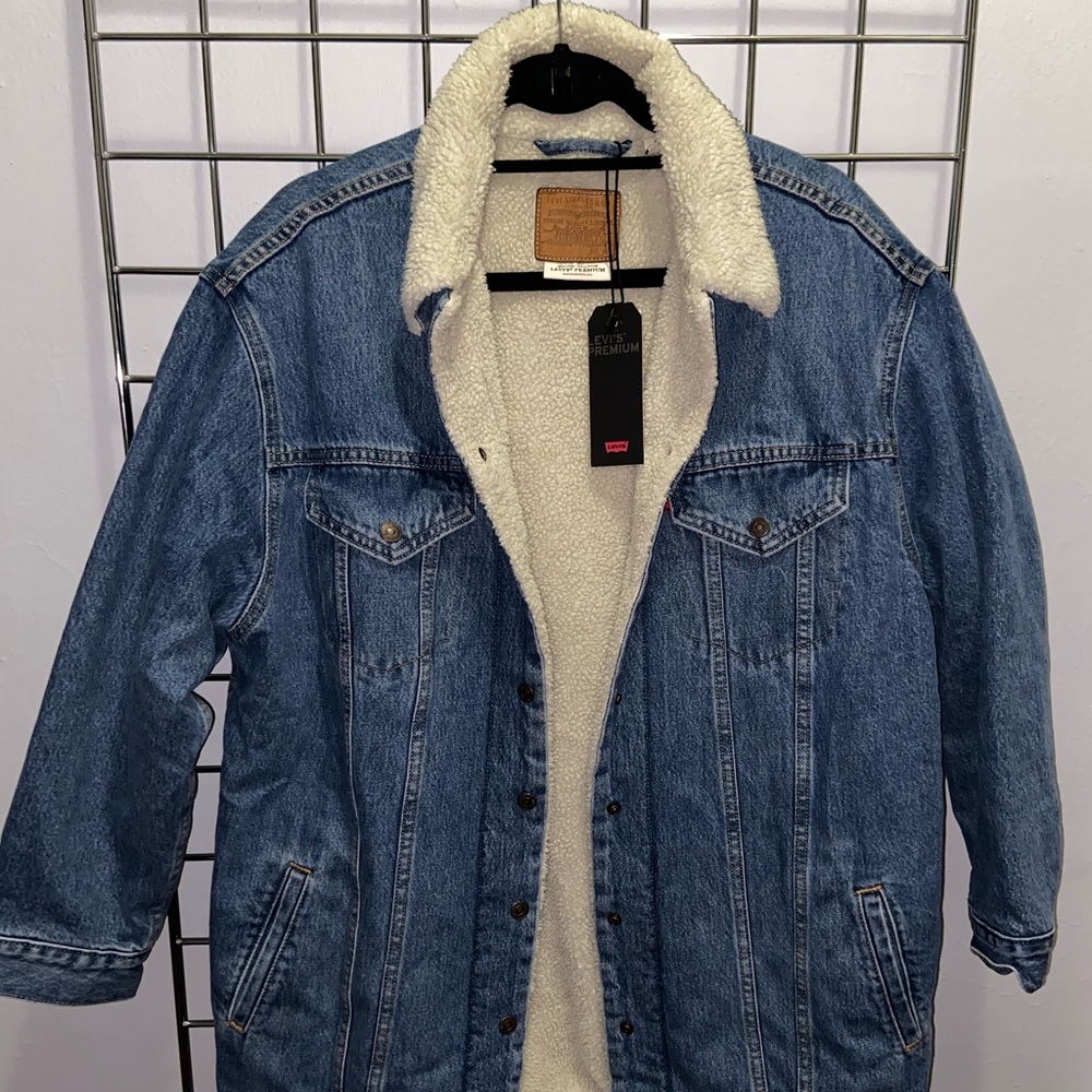 Levi Sherpa Trucker